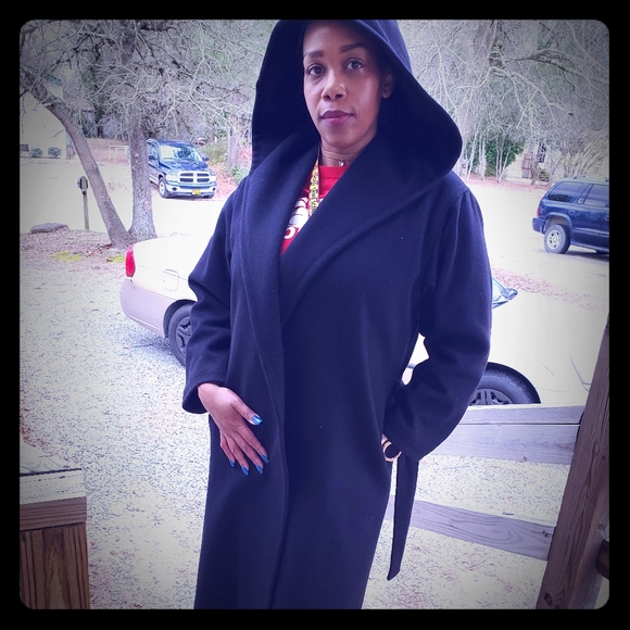 Ashley Scott Jackets & Blazers - ASHLEY SCOTT WOOL COAT